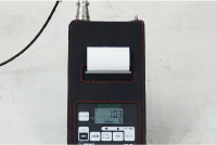 アンカー引張強度試験機　TW 油圧式水中対応引張試験機機 TR-PⅡ（プリンター内蔵型デジタル表示機）と組み合わせることでデータ収録（SDカード）が可能です