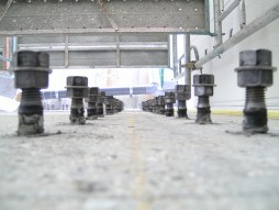 あと施工アンカー工事各種コンクリート切断工事耐震補強工事（土木インフラ）　保線所管内RC橋脚耐震補強その他工事　打設完了