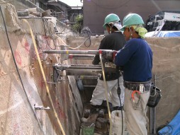 各種コンクリート切断工事　 マンション新築工事　コア穿孔